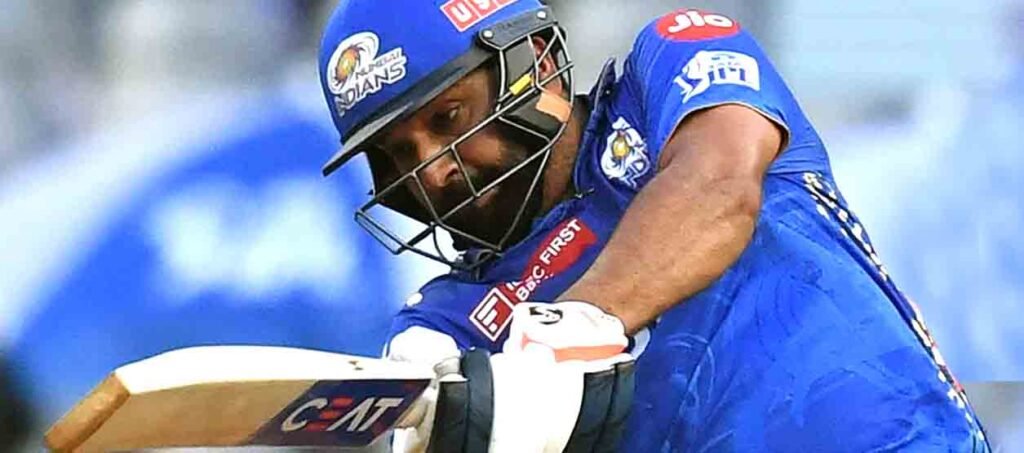 Rohit Sharma - টি-টোয়েন্টিতে ধরে খেলার জায়গা দেখেন না রোহিত